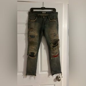 Undercover 68 red yarns